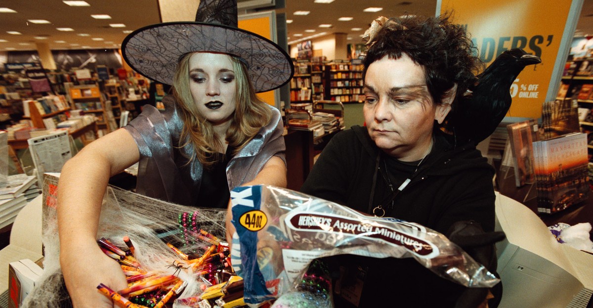 How Candy and Halloween Became Best Friends