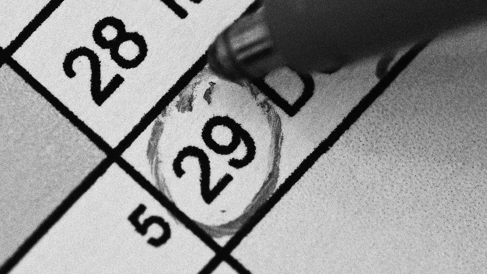 A calendar with "29" circled