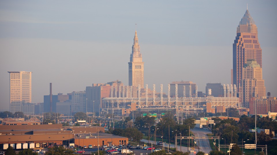 The skyline of Cleveland, Ohio, in the early morning