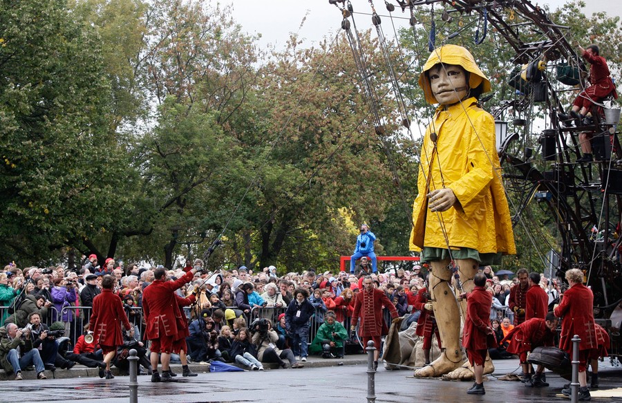 The Final Appearance of the Giant Puppets of Royal de Luxe - The Atlantic