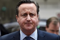 British Prime Minister David Cameron arrives for a European Union leaders summit addressing the talks about the so-called Brexit and the migrants crisis in Brussels, Belgium, February 18, 2016. 