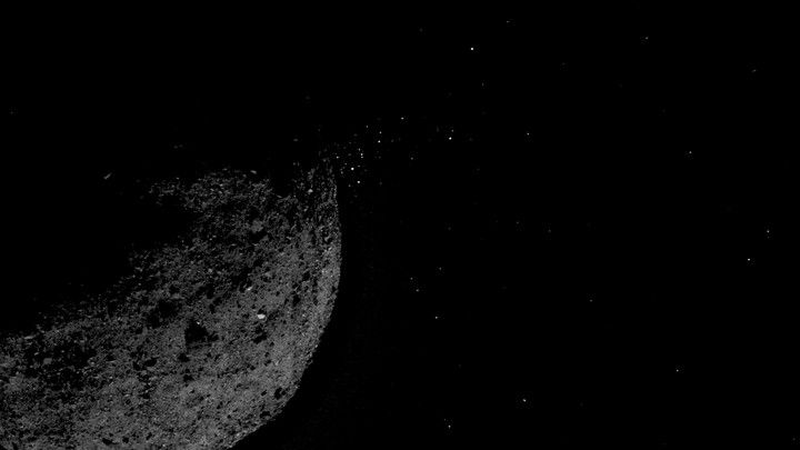 The asteroid Bennu spewing gravel-size particles into space