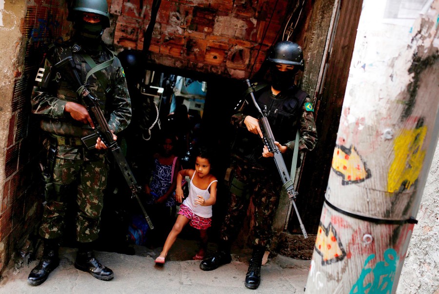 Army Troops Deployed In Rio Slum To Fight Drug Gang Violence The Atlantic
