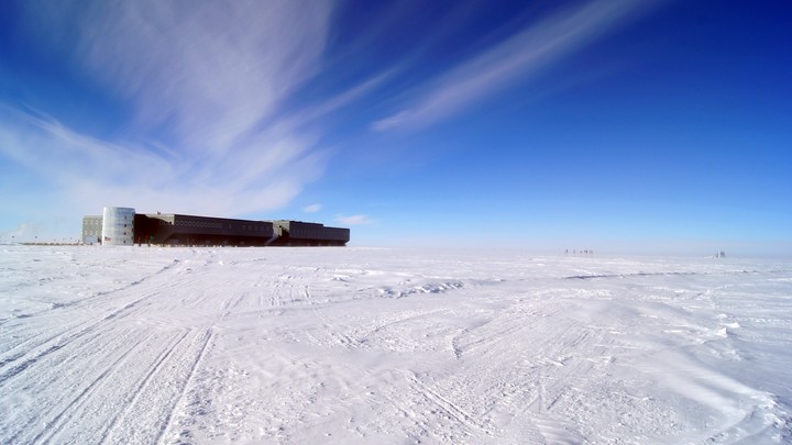 How To Survive Winter In Antarctica The Atlantic