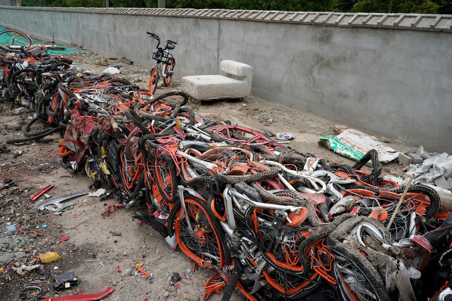 Bike Share Oversupply in China: Huge Piles of Abandoned and Broken