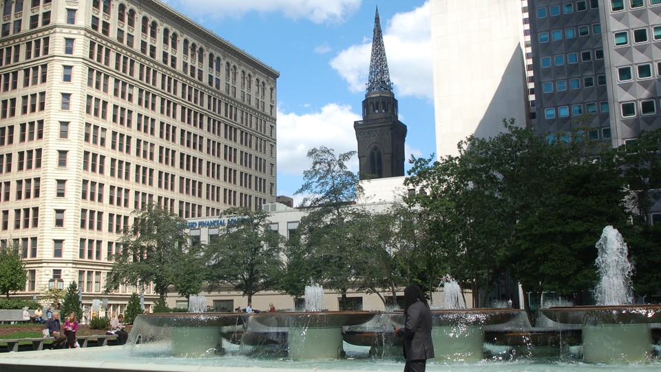 Owners of 'love, Pittsburgh' still love Downtown