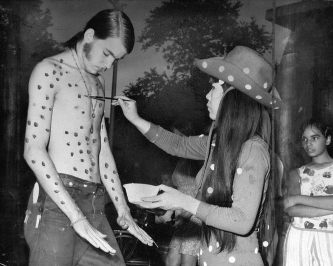 The Limits of Yayoi Kusama’s Infinity