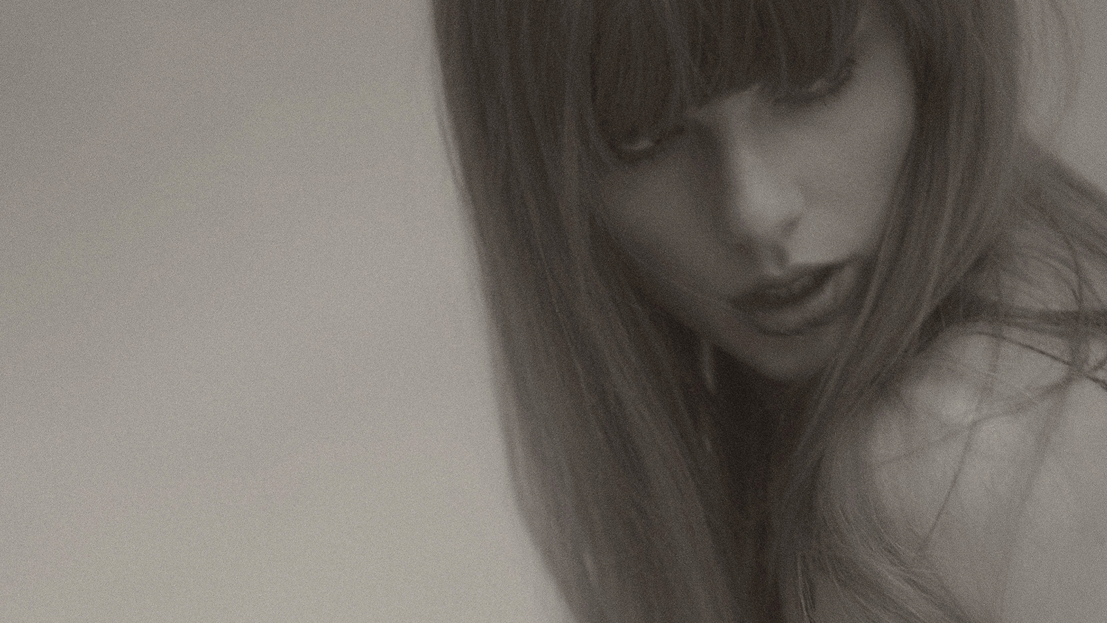 Taylor Swift album review published anonymously | The Social