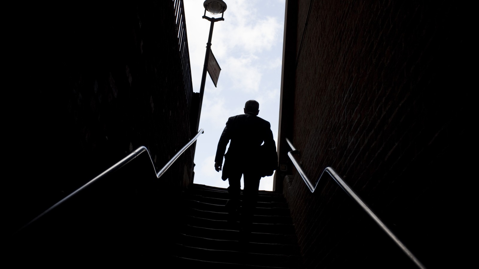 The Class Ceiling' Decodes the Cultures of Elite Workplaces - The Atlantic
