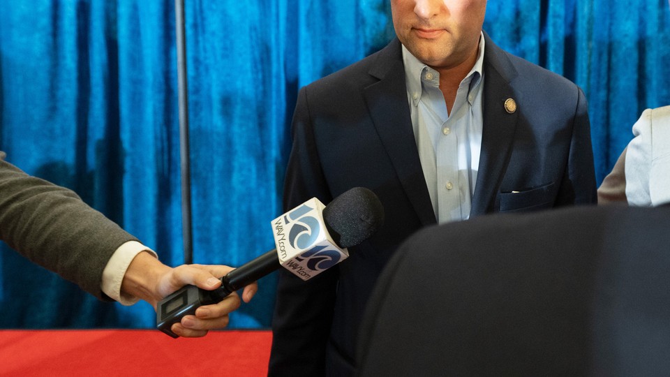 چرا یک سمت سیاسی تا این حد درگیر رسوایی‌هاست؟