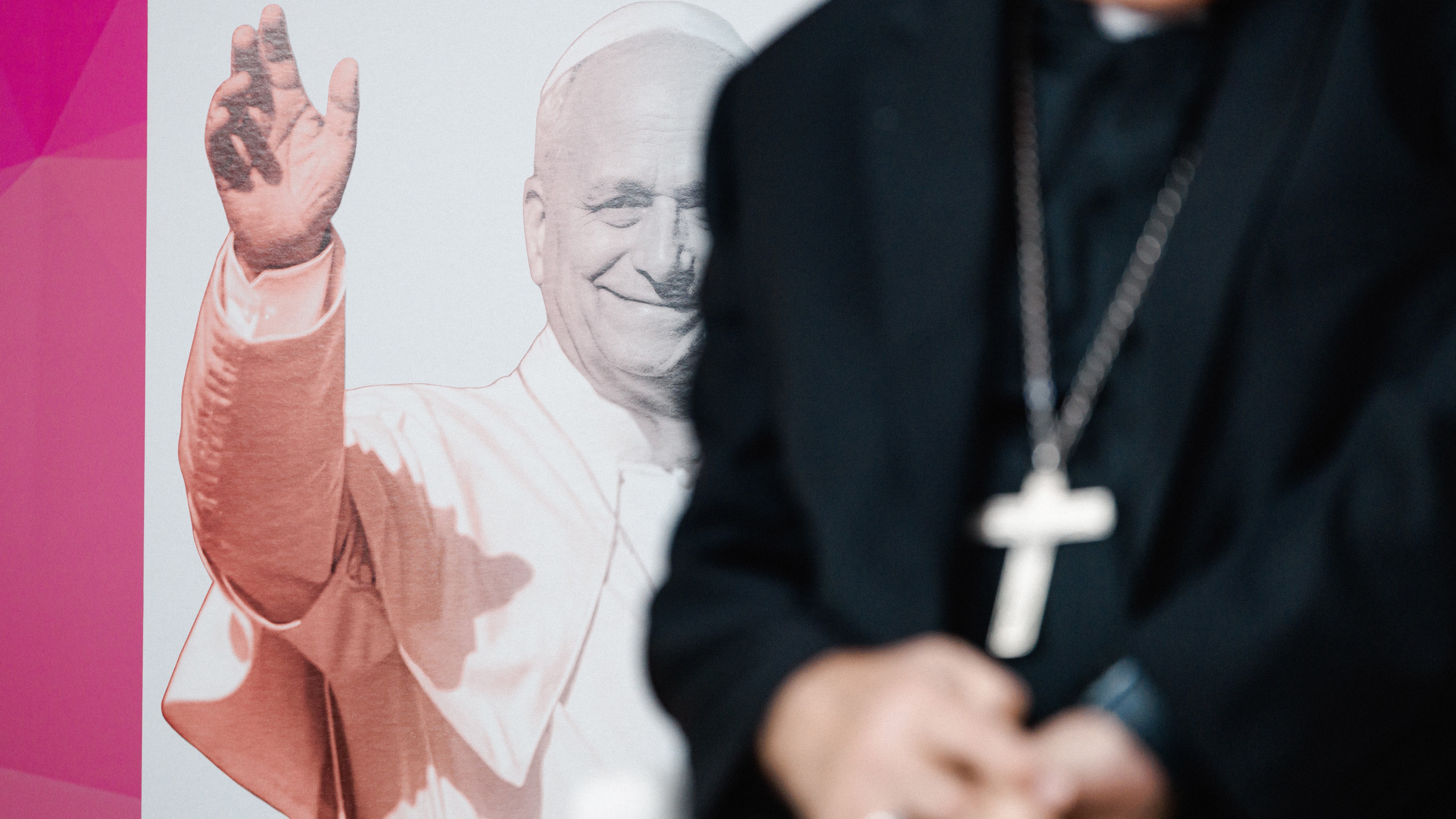 How the Pope Connects War, Immigration, and Abortion