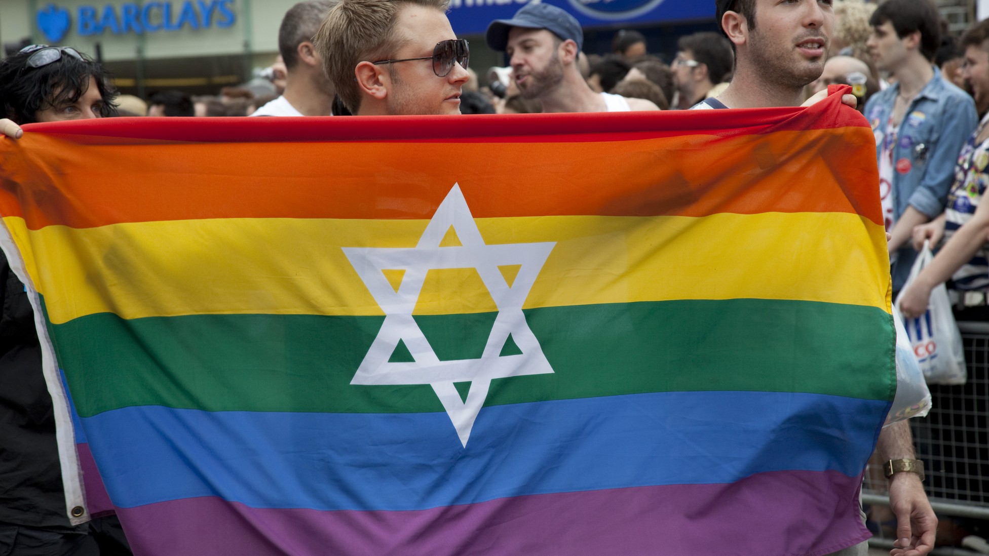 Reform Jews Extend An Unprecedented Welcome To Transgender People The Atlantic