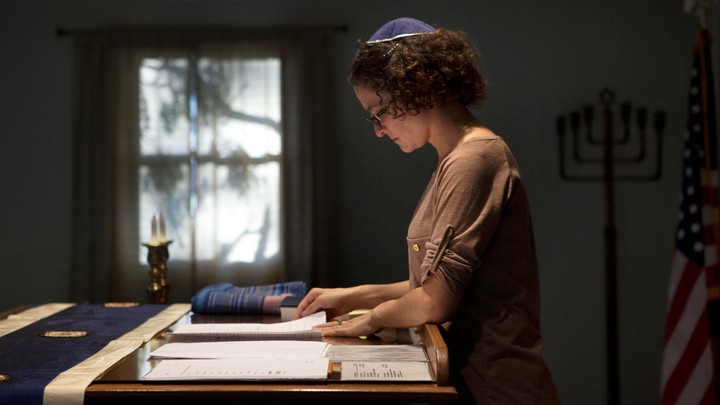 A student rabbi looks over her notes in South Dakota.