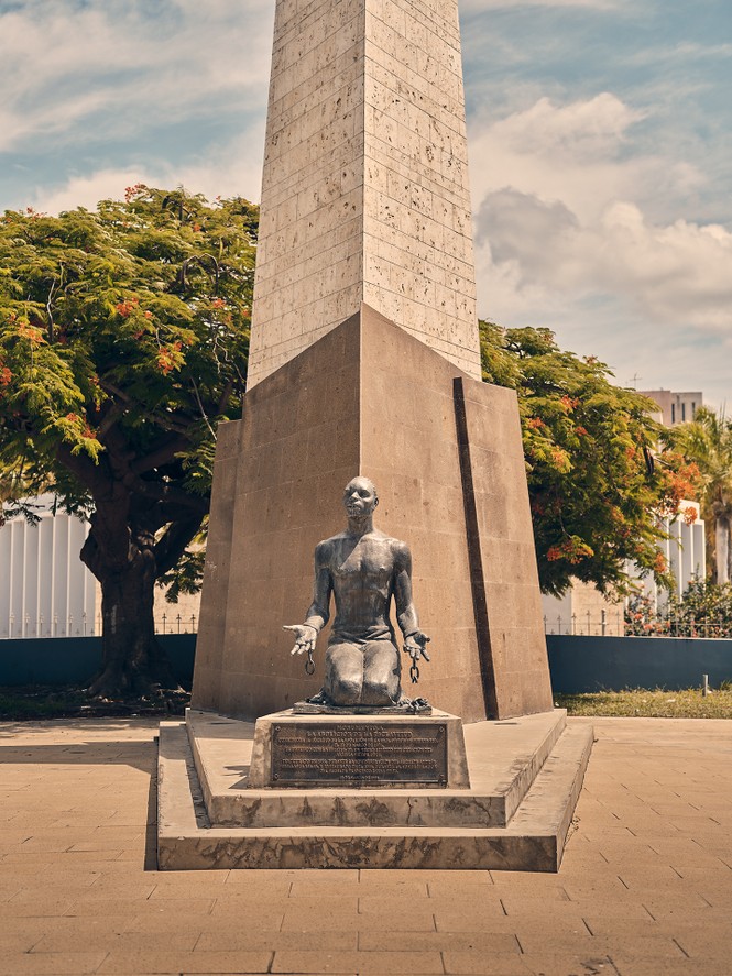 "Man Redeemed" monument (El Hombre Redimido)