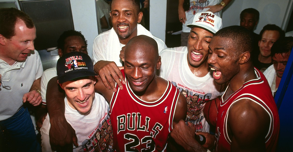The Last Dance” Documentary showcases the life of NBA legend Michael Jordan  – Wayland Student Press