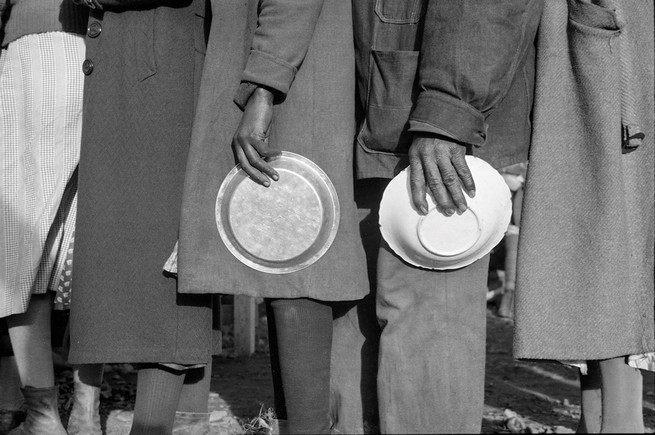 Black flood refugees in Arkansas, photographed in 1937 by Walker Evans