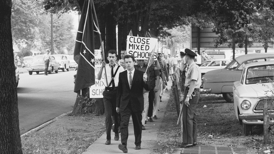 Opponents of school desegregation in Montgomery, Alabama
