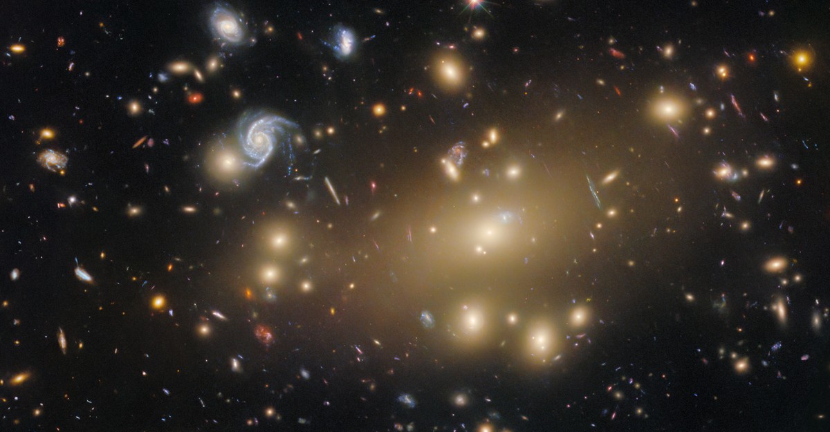 Day 3 of the 2025 Space Telescope Advent Calendar: A Galactic Cluster